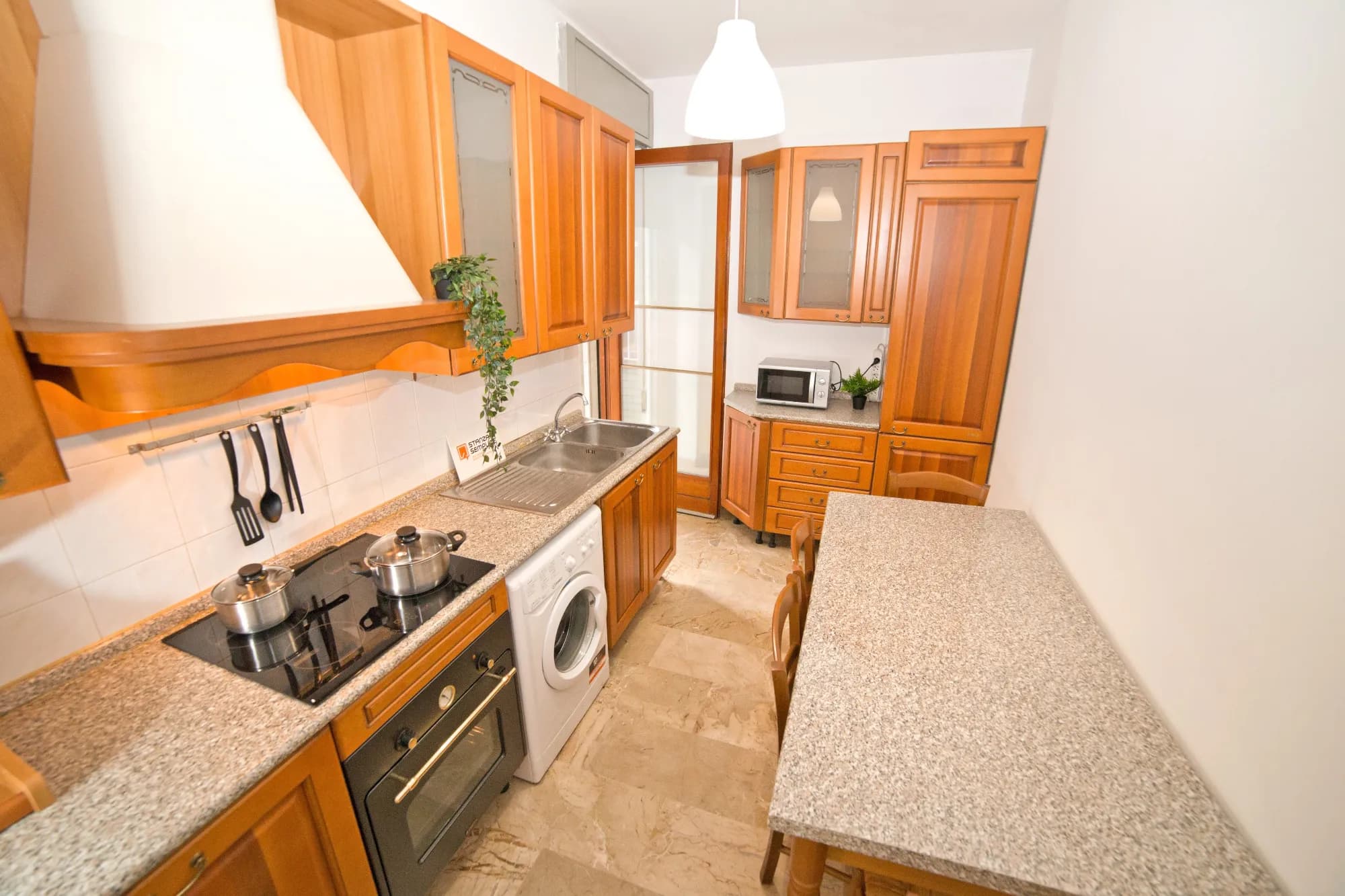 Kitchen 1