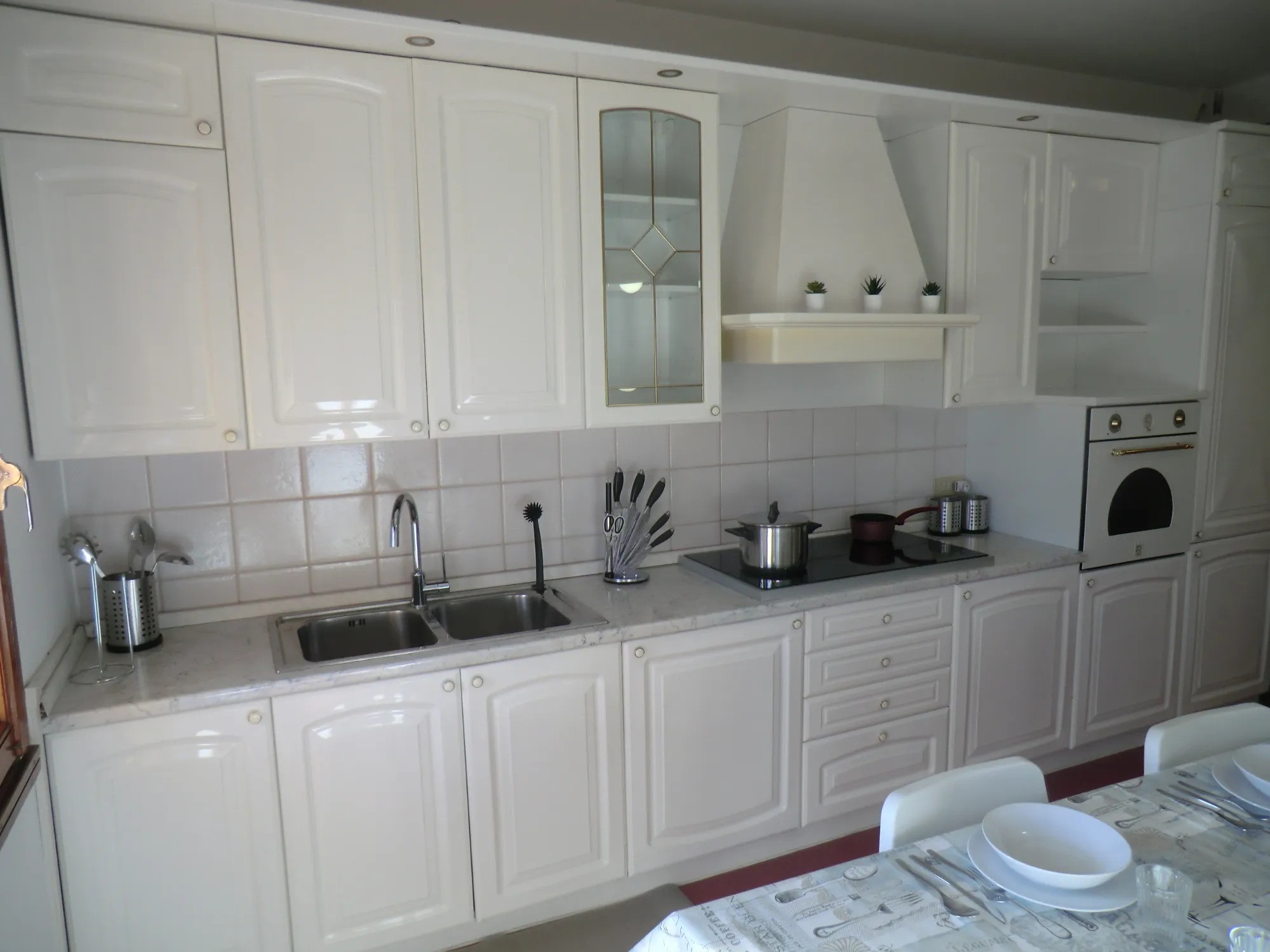 Kitchen 5