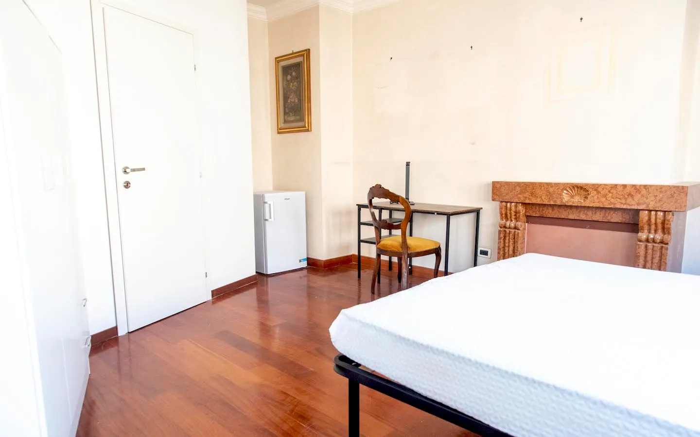 Stanza privata a Roma photo 3