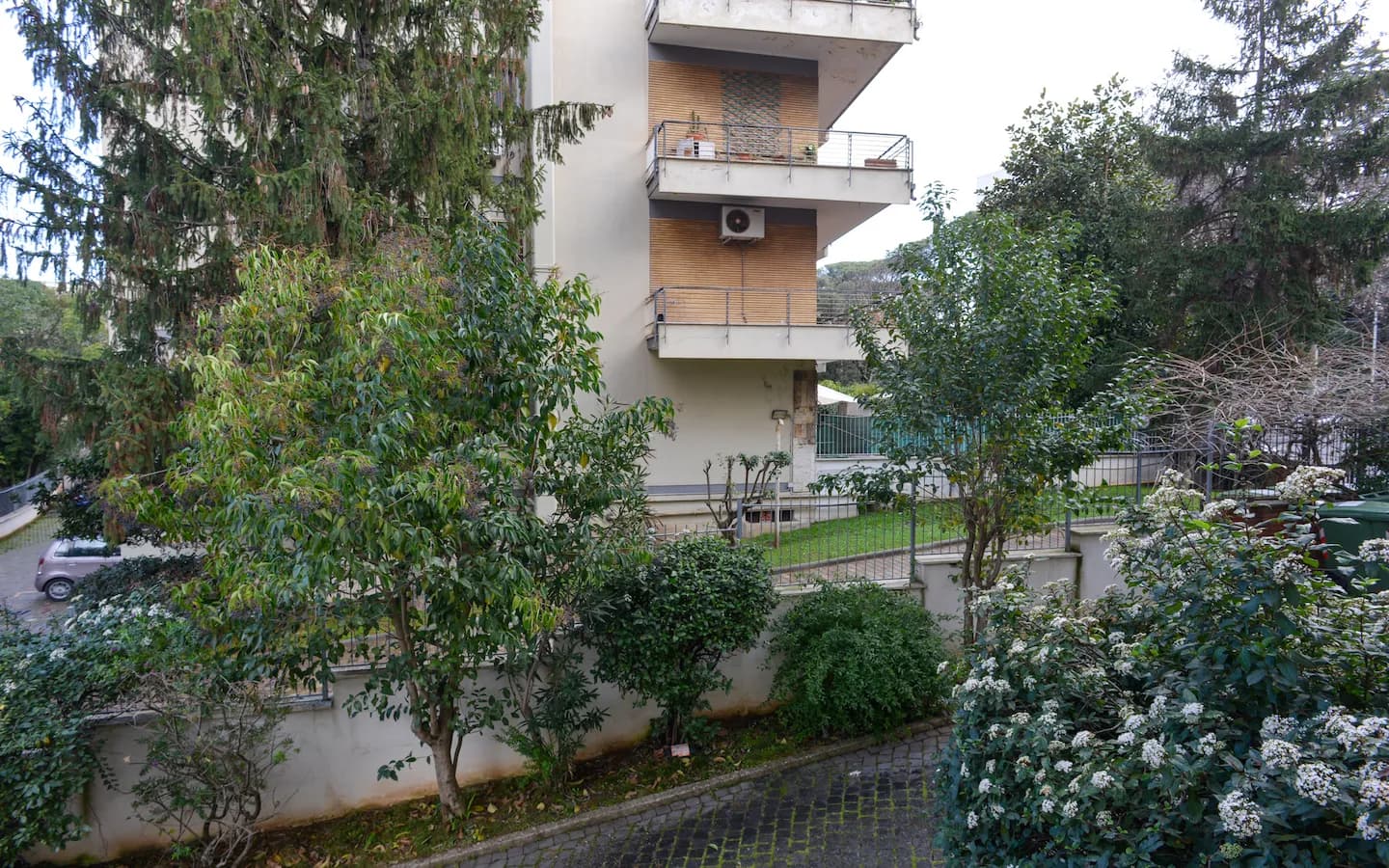 Stanza privata a Roma photo 5