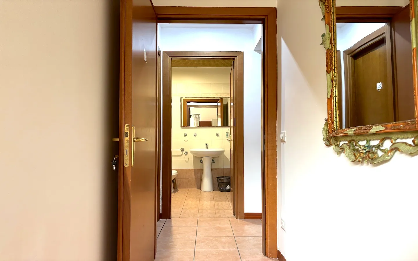 Stanza privata a Roma photo 4